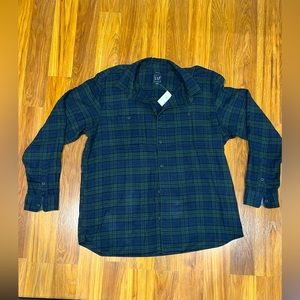 Gap button up flannel NWT!